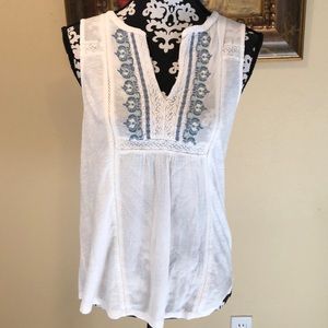 Lucky Brand V-neck Boho embroidered front sleeveless semi-sheer open back on top